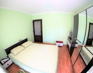 Appartement 3 chambres à vendre dans Cluj-napoca, zone Marasti