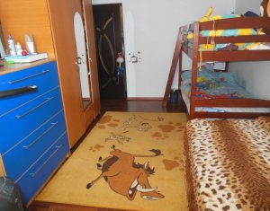 Appartement 3 chambres à vendre dans Floresti
