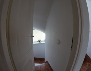 Maison 4 chambres à louer dans Cluj-napoca, zone Europa