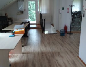 Bureau à louer, 135m2 dans Cluj-napoca, zone Zorilor