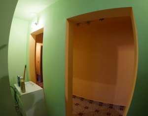 Appartement 4 chambres à vendre dans Cluj-napoca, zone Manastur