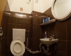 Appartement 4 chambres à vendre dans Cluj-napoca, zone Manastur