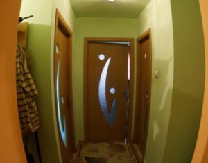 Appartement 4 chambres à vendre dans Cluj-napoca, zone Manastur