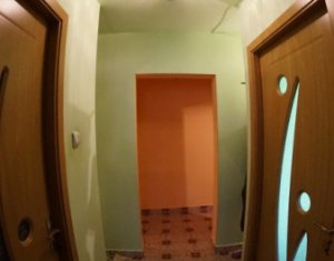 Appartement 4 chambres à vendre dans Cluj-napoca, zone Manastur