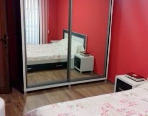 Appartement 3 chambres à vendre dans Cluj-napoca, zone Manastur