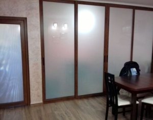 Appartement 3 chambres à vendre dans Cluj-napoca, zone Manastur
