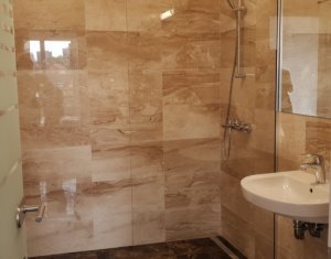 Appartement 5 chambres à louer dans Cluj-napoca, zone Borhanci