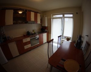 Appartement 3 chambres à vendre dans Cluj-napoca, zone Buna Ziua