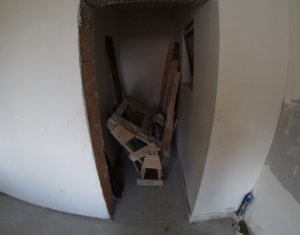 Maison 4 chambres à vendre dans Cluj-napoca, zone Europa