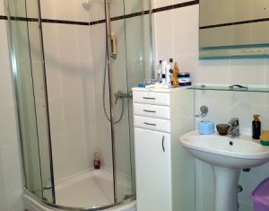 Appartement 4 chambres à vendre dans Cluj-napoca, zone Andrei Muresanu