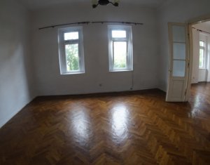 Bureau à louer dans Cluj-napoca, zone Centru