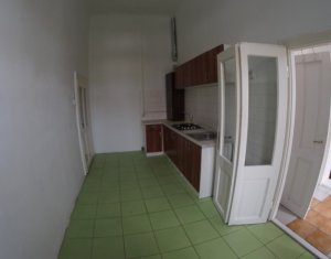 Bureau à louer dans Cluj-napoca, zone Centru