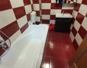 Appartement 3 chambres à louer dans Floresti
