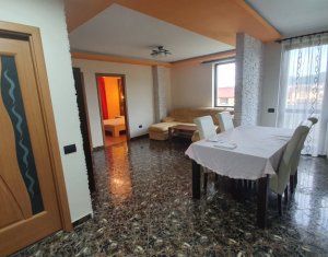 Appartement 3 chambres à louer dans Floresti