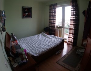 Appartement 3 chambres à vendre dans Cluj-napoca, zone Marasti