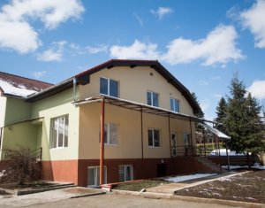 , 240m2 dans Cluj-napoca, zone Manastur