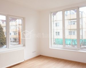 Maison 6 chambres à vendre dans Cluj-napoca, zone Manastur