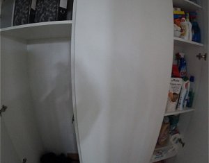 Lakás 4 szobák eladó on Cluj-napoca, Zóna Manastur