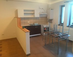 Appartement 3 chambres à vendre dans Floresti