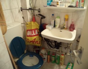 Appartement 4 chambres à vendre dans Cluj-napoca, zone Manastur
