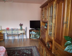 Appartement 4 chambres à vendre dans Cluj-napoca, zone Manastur