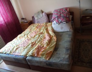 Appartement 4 chambres à vendre dans Cluj-napoca, zone Manastur