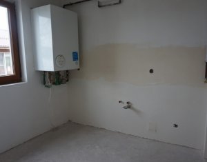 Appartement 3 chambres à vendre dans Floresti