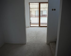 Appartement 3 chambres à vendre dans Floresti