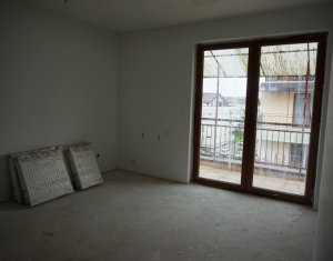 Appartement 3 chambres à vendre dans Floresti