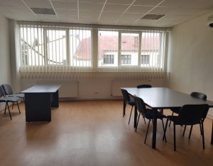 Bureau à louer, 38.5m2 dans Cluj-napoca, zone Gara