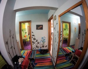 Appartement 4 chambres à vendre dans Cluj-napoca, zone Manastur