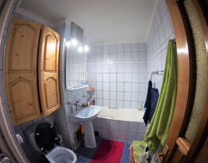 Appartement 4 chambres à vendre dans Cluj-napoca, zone Manastur