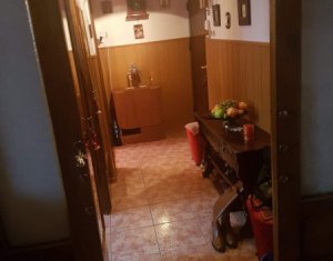 Lakás 4 szobák eladó on Cluj-napoca, Zóna Manastur