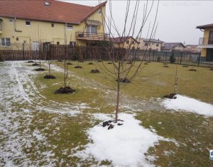 , 390m2 on Floresti