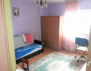 Appartement 4 chambres à vendre dans Cluj-napoca, zone Manastur