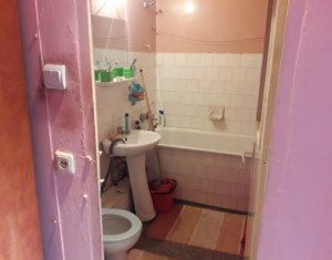 Appartement 4 chambres à vendre dans Cluj-napoca, zone Manastur