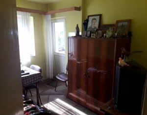 Appartement 4 chambres à vendre dans Cluj-napoca, zone Manastur