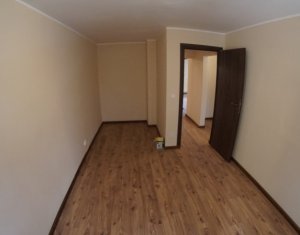 Appartement 3 chambres à vendre dans Cluj-napoca, zone Manastur