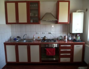 Lakás 2 szobák eladó on Floresti