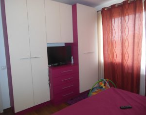 Lakás 3 szobák eladó on Floresti