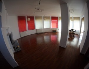 , 172m2 dans Cluj-napoca, zone Europa