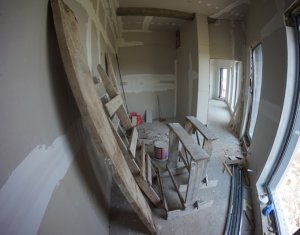Maison 5 chambres à vendre dans Floresti