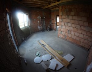 Maison 5 chambres à vendre dans Floresti