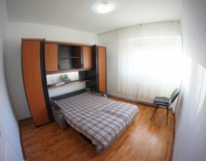 Appartement 3 chambres à louer dans Cluj-napoca, zone Centru