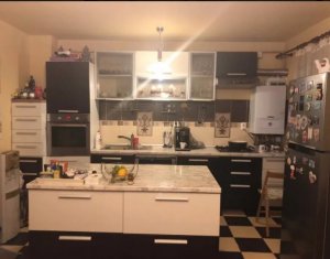 Appartement 3 chambres à vendre dans Floresti