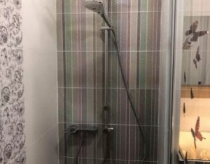 Appartement 3 chambres à vendre dans Floresti