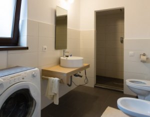 Maison 8 chambres à vendre dans Cluj-napoca, zone Marasti
