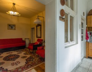Maison 8 chambres à vendre dans Cluj-napoca, zone Marasti