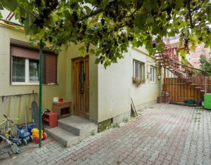 , 152m2 dans Cluj-napoca, zone Marasti