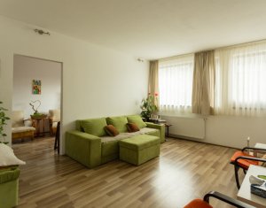 Maison 8 chambres à vendre dans Cluj-napoca, zone Marasti